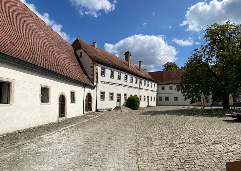 Erkenbrechtshausen Moated Castle, Germany